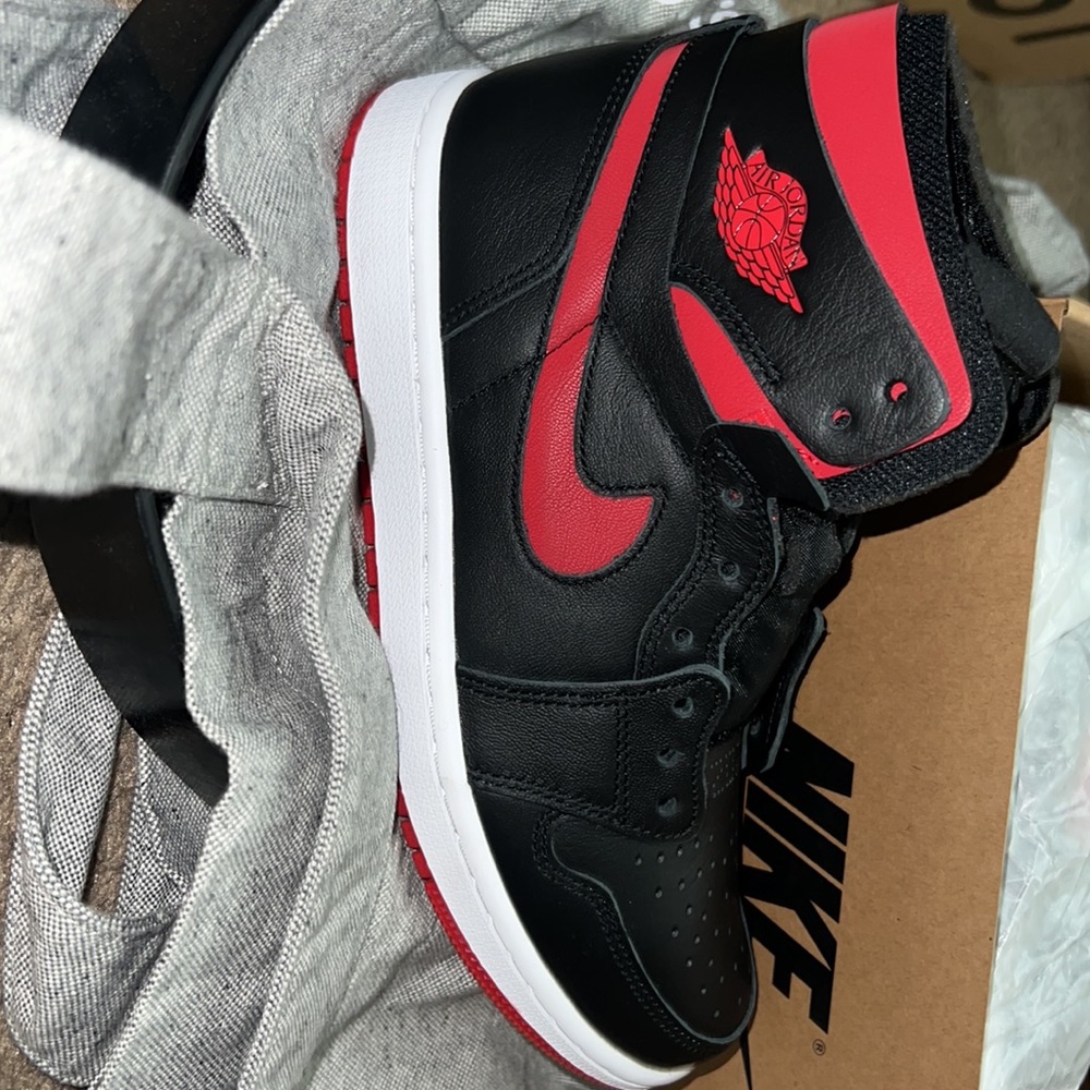 Women’s jordan zoom